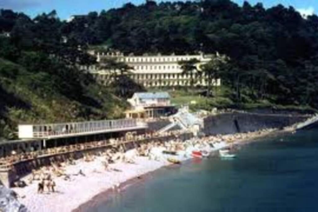 **Sunny And Bright, Thatchers Rock One Bed Beach Front Apartment*** Torquay Εξωτερικό φωτογραφία